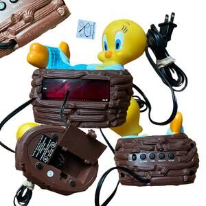 Warner Bros. Looney Tunes 1996 Tweety Bird Alarm Clock As-is